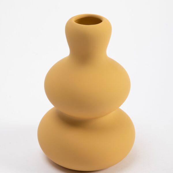 Kugelförmige Vase in mattem Gelb