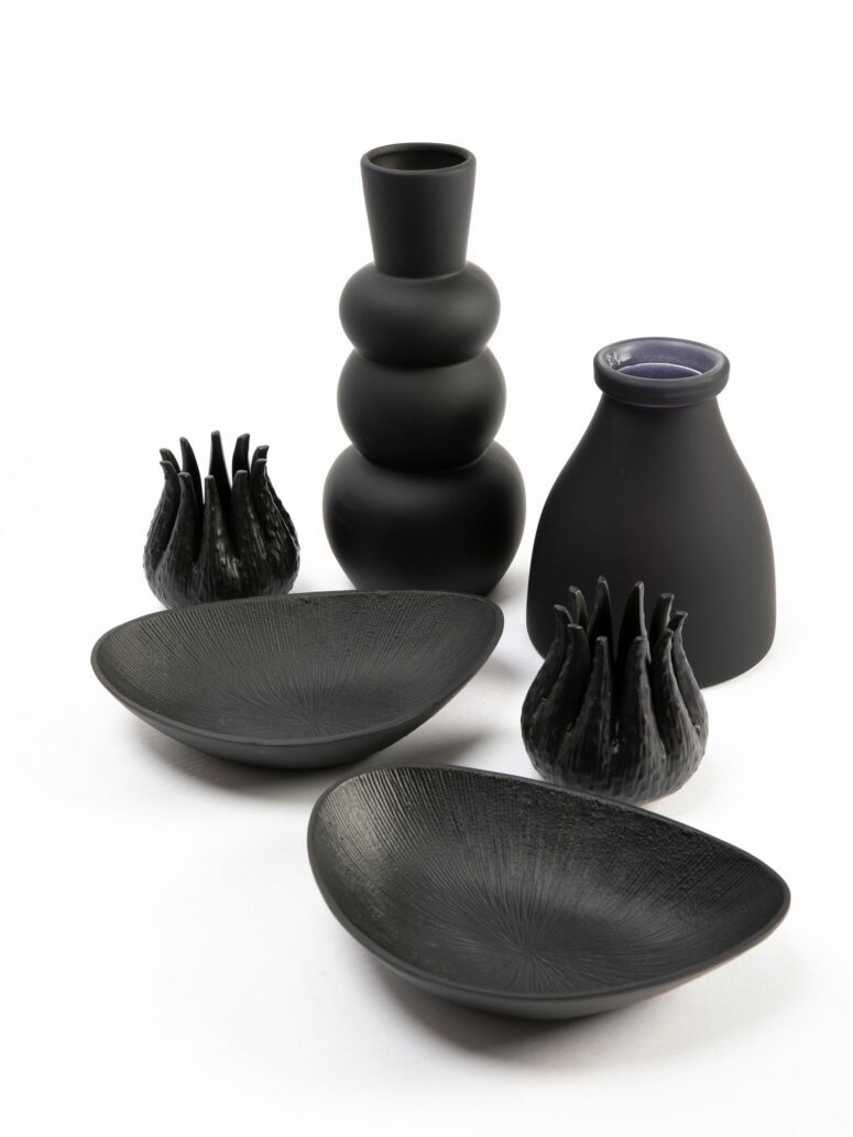 Schwarze Vasen, Schalen und Teelichthalter für ein stylisches Zuhause