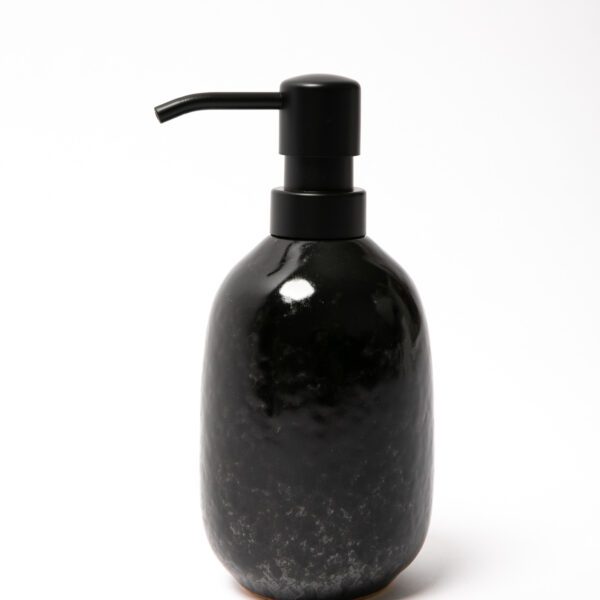 Seifenspender aus Keramik in Schwarz